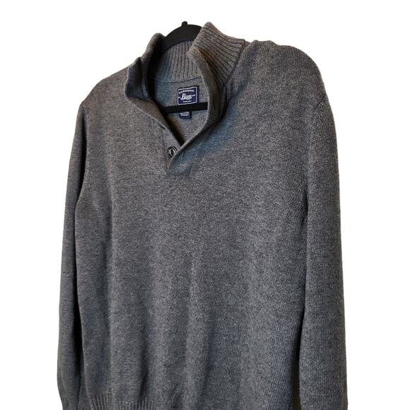 GH Bass & Co Grey knit sweater button neck mens sz large - Picture 3 of 4